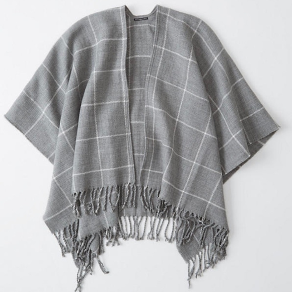 Brand new Abercrombie poncho
